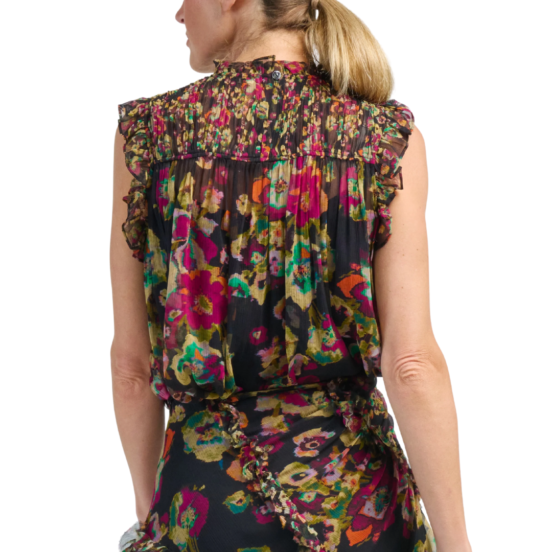 Georgina Top in Cosmic