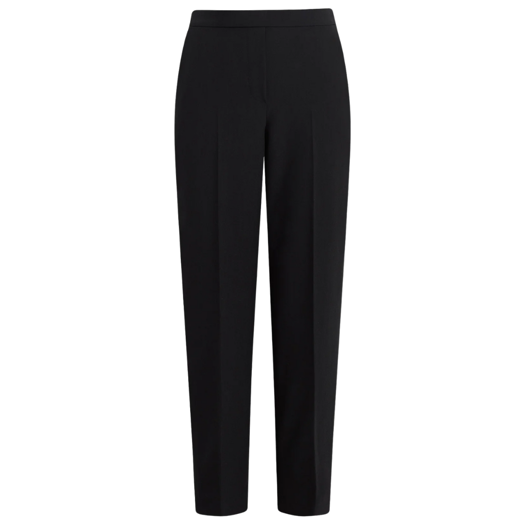 Ricki Pant in Black