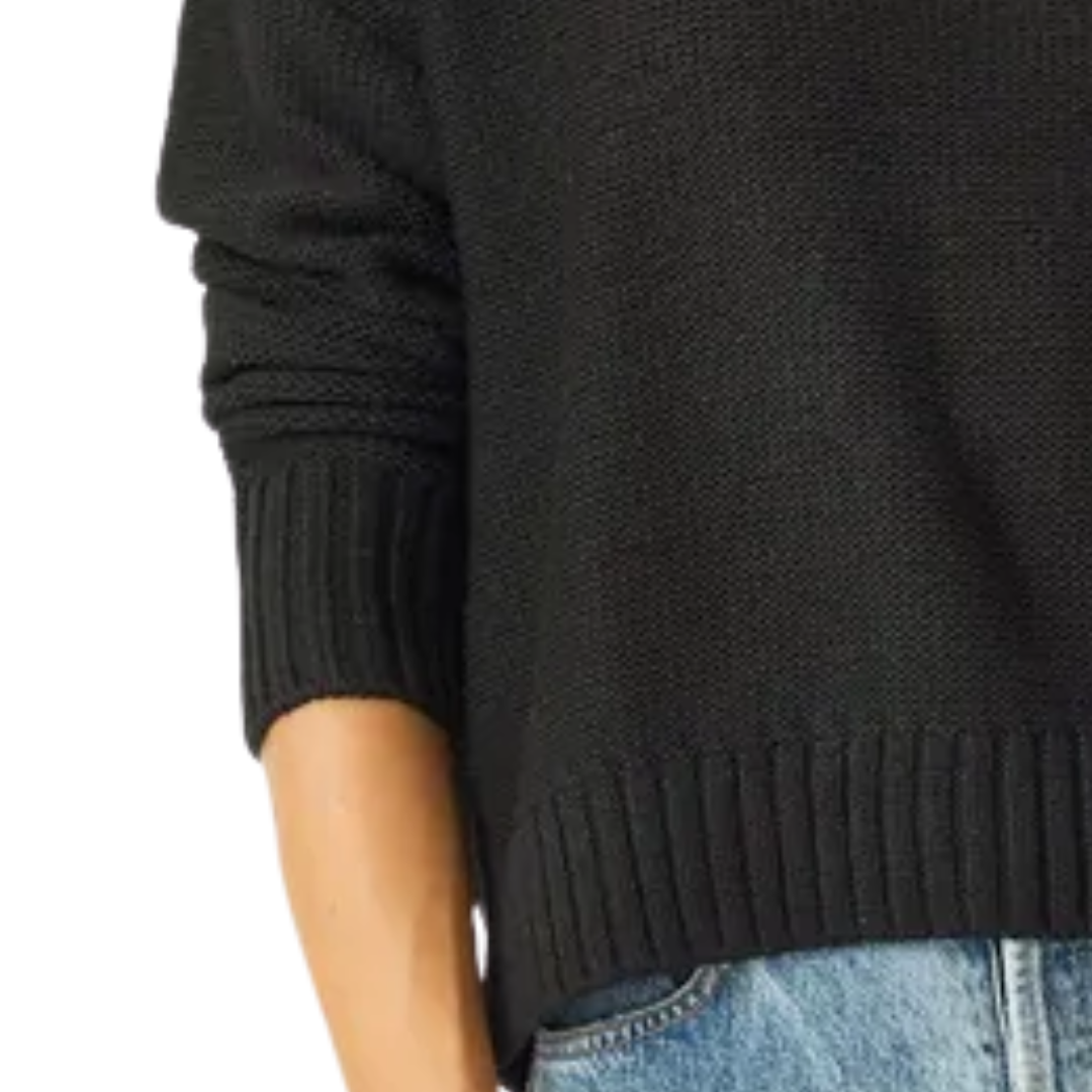 Walker Pullover in Black
