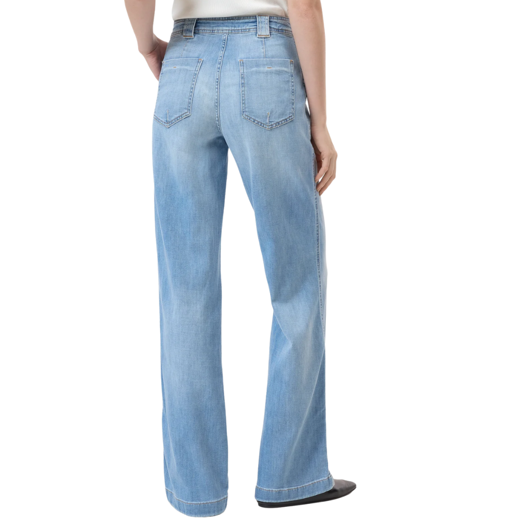 Aria Flared Jeans in Light Blue