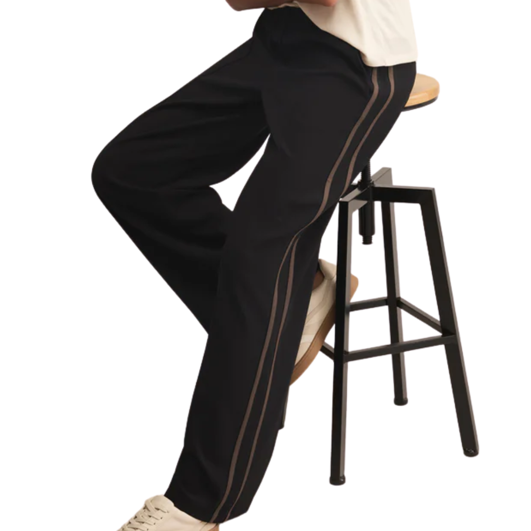 Saunder Track Pant in Black