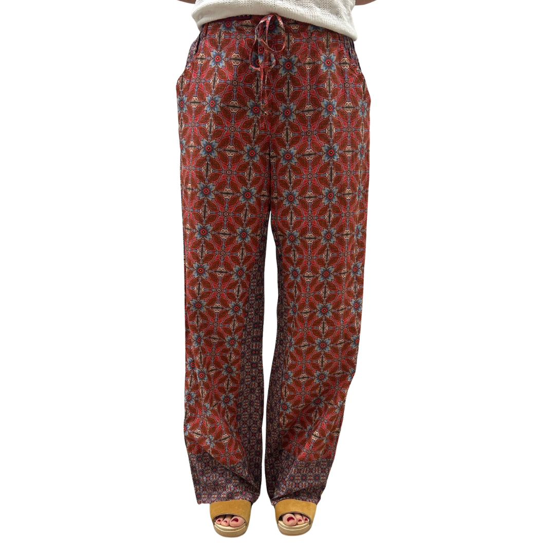 Kendra Pant in Rouge