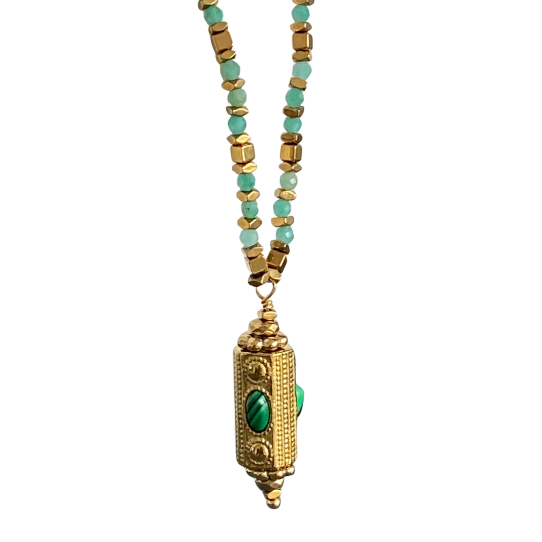 Khiva Necklace in Gold