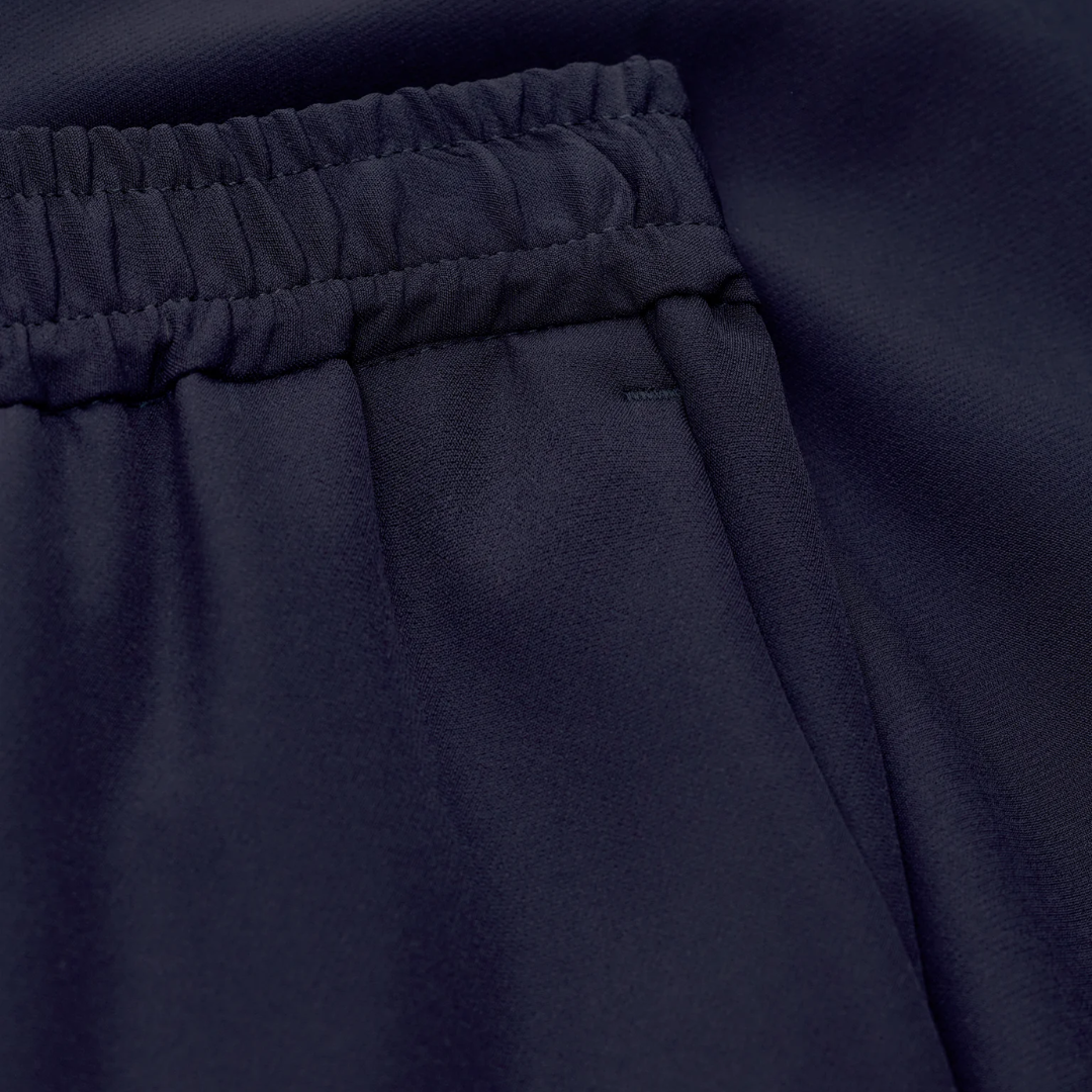 Sondra Pant in Dark Night