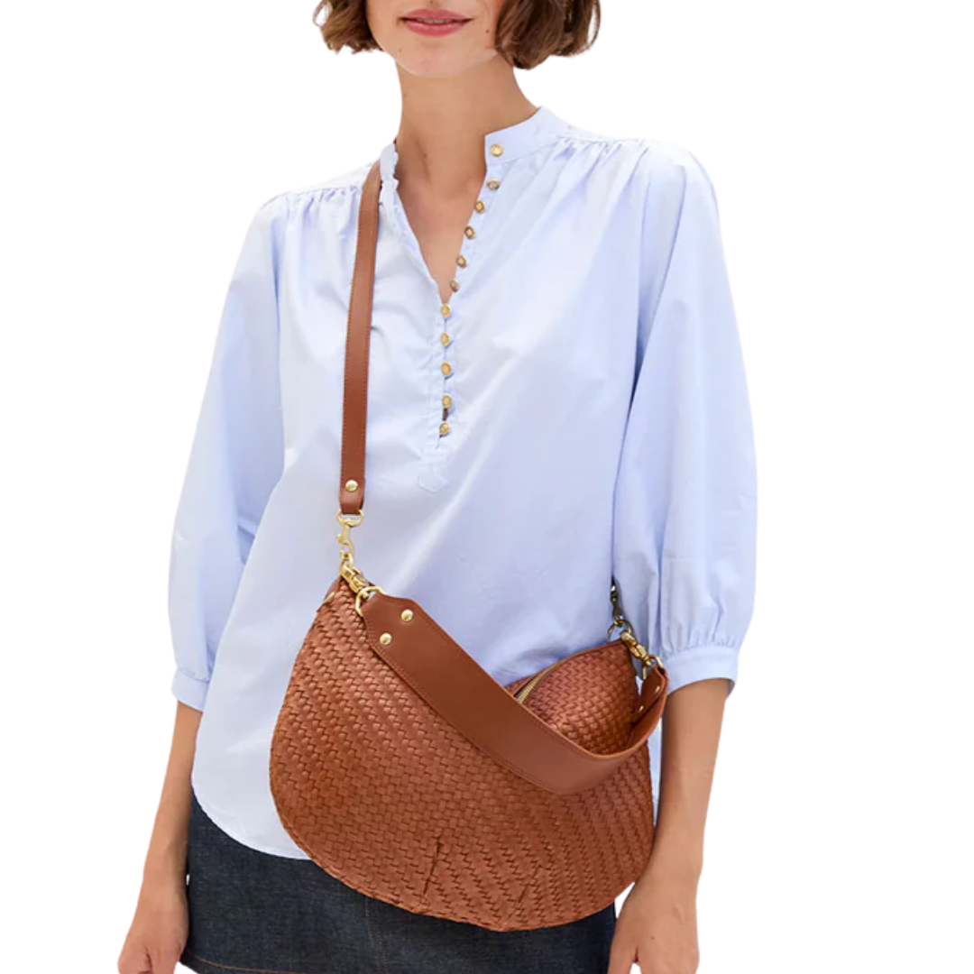 Moyen Messenger in Hazelnut Woven Zig-Zag