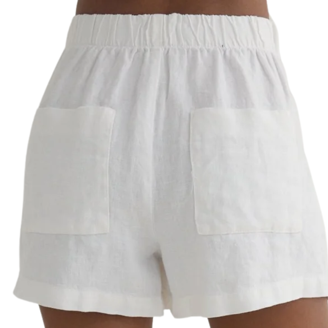 Double Pleat Short in White
