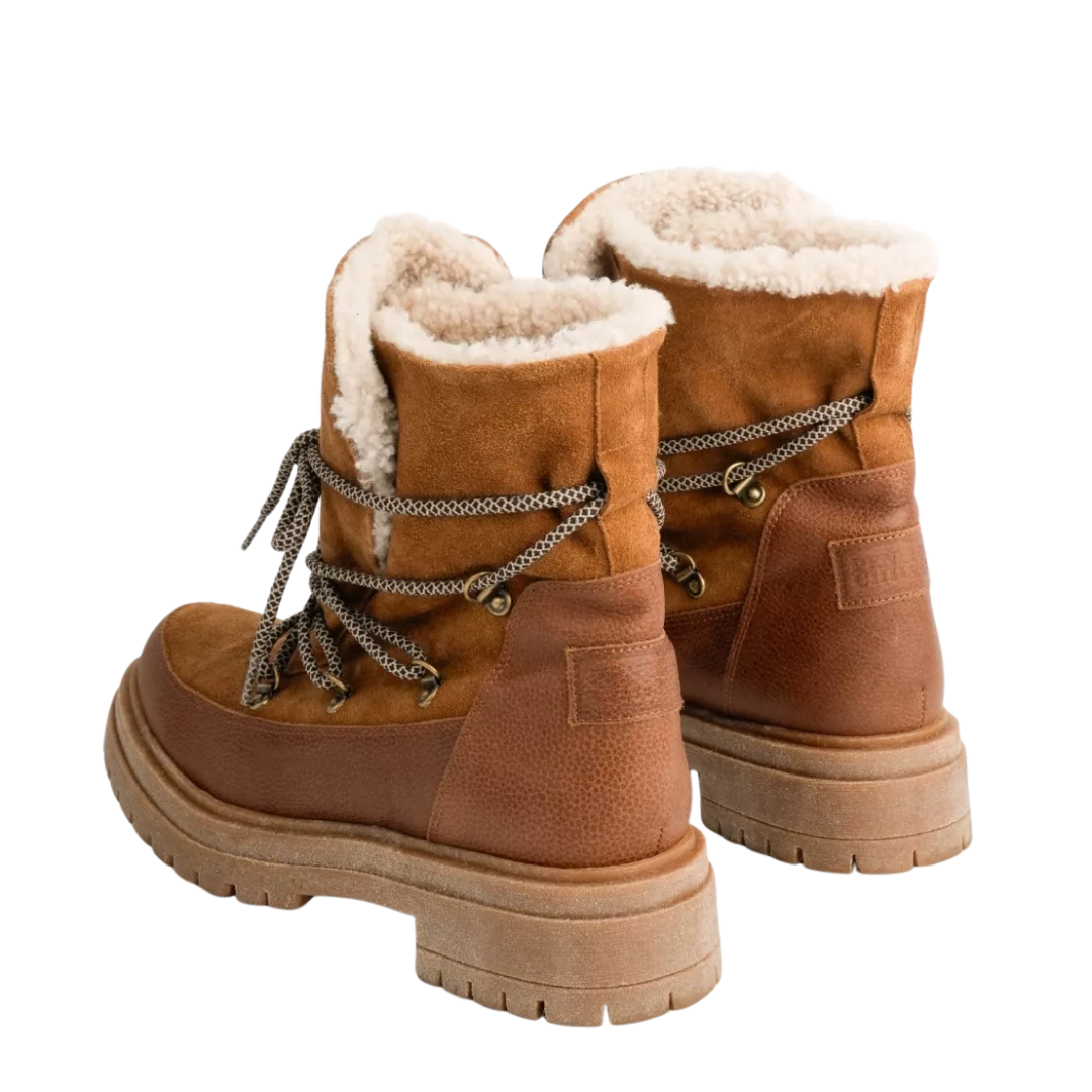 Mountaineer Suede Boot in Tan