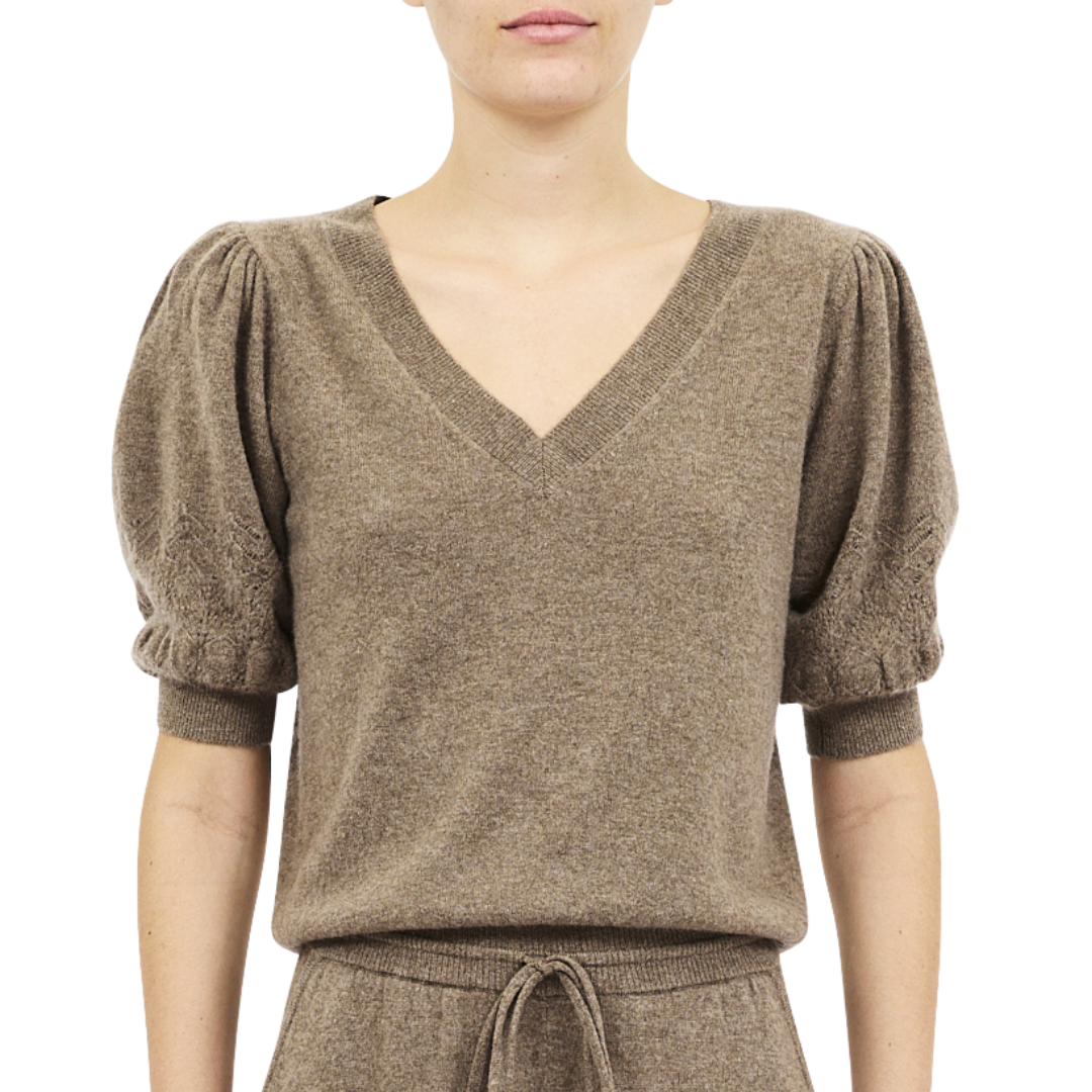 Reina Puff Cashmere Top in Driftwood