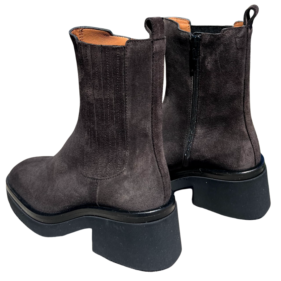 Play Heeled Boots in Crosta Africa