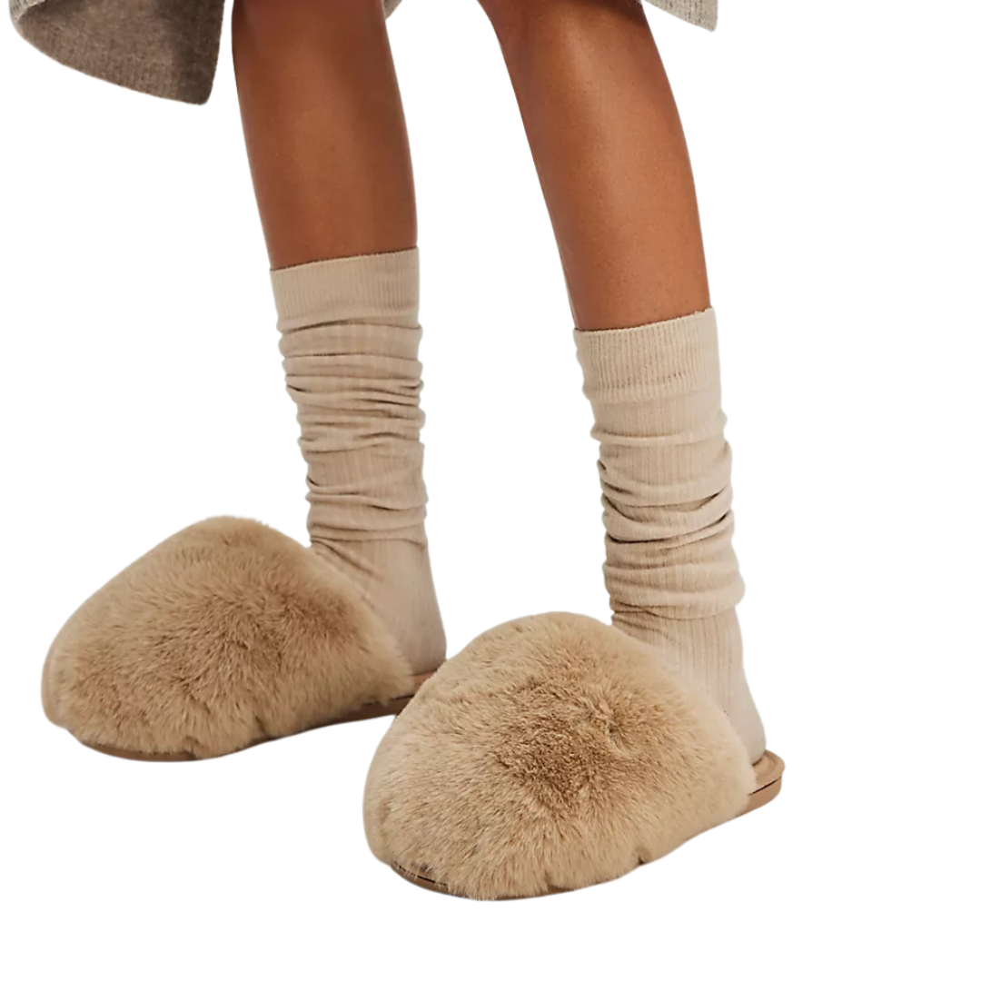 Snowball Sliper in Taupe Faux Fur