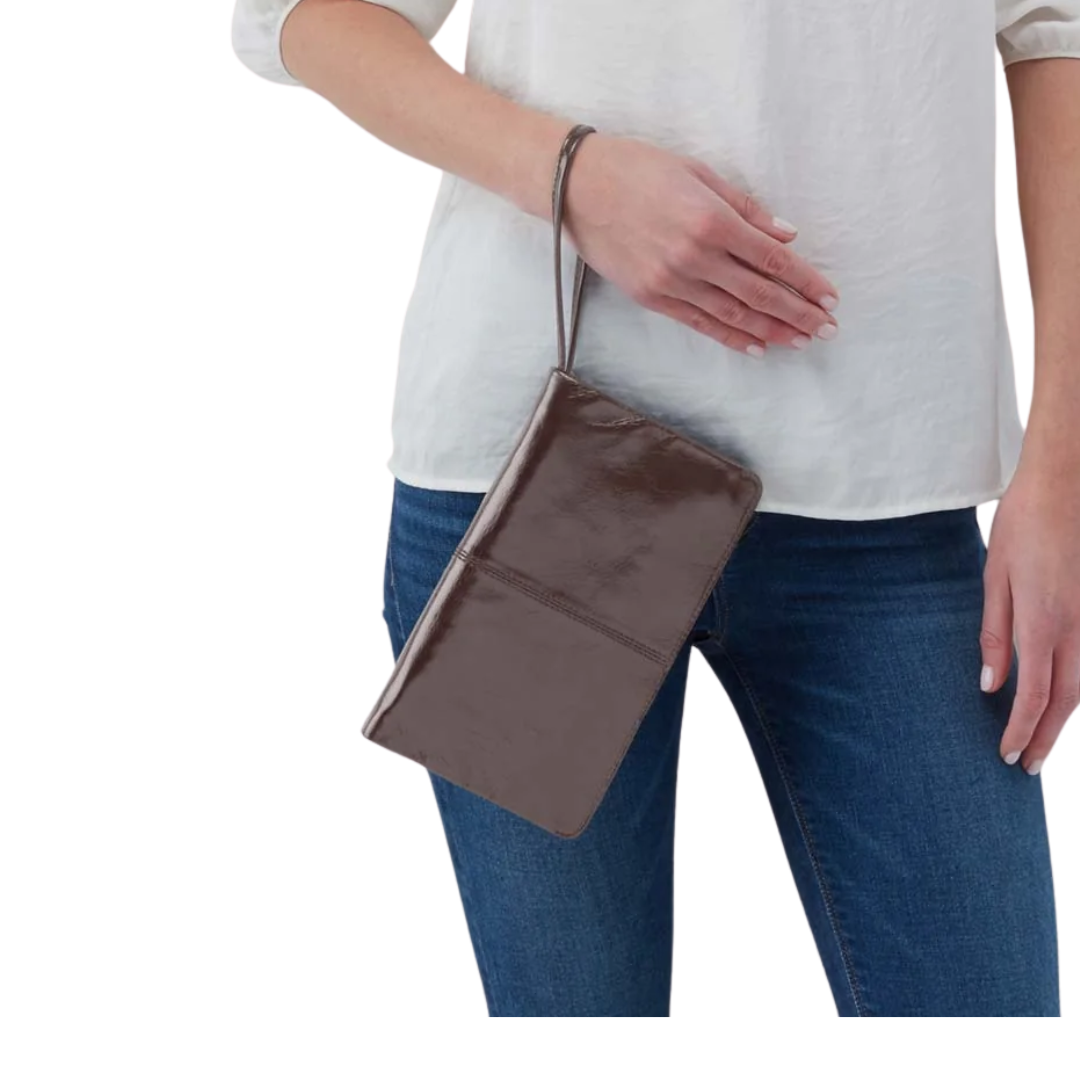 Evolve Wristlet in Hearthstone