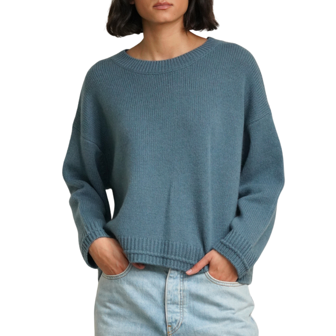 Alston Boyfriend Crew in Smoky Blue