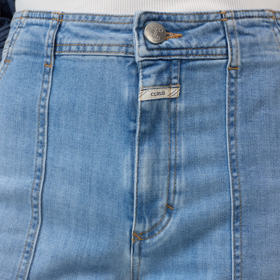 Aria Flared Jeans in Light Blue