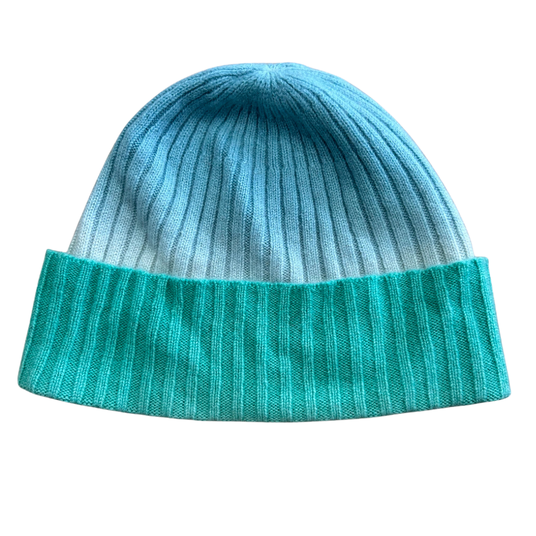 Miloe Beanie in Milky Blue Bermuda