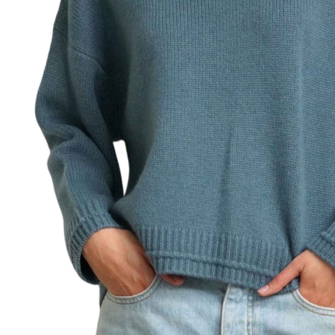 Alston Boyfriend Crew in Smoky Blue