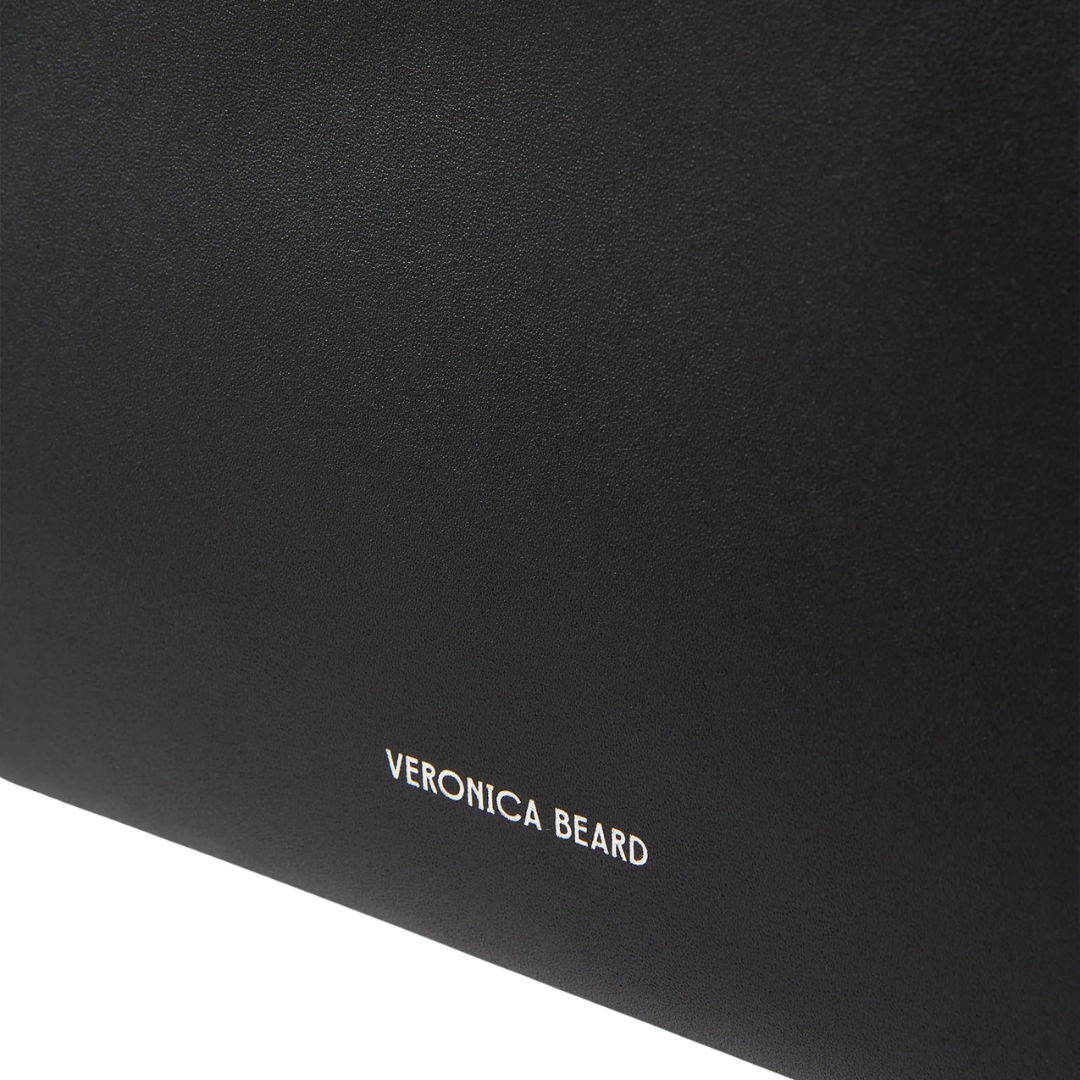 Small Vida Shoulder Bag in Black