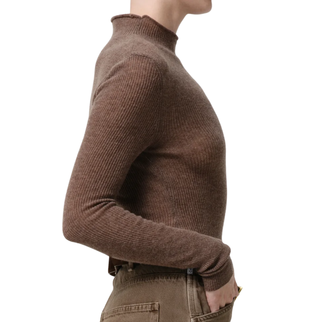 Leelah Turtleneck Sweater in Mushroom