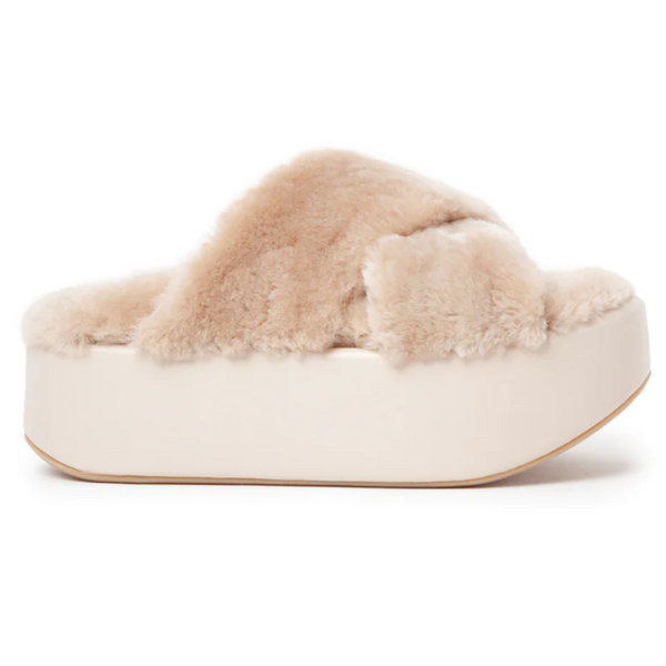 Paloma Barcelo Nelly in Sand