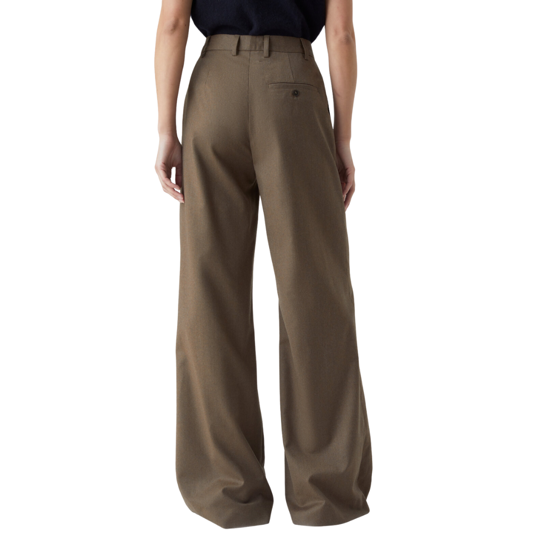 Nanton Flannel Pants in Golden Wood