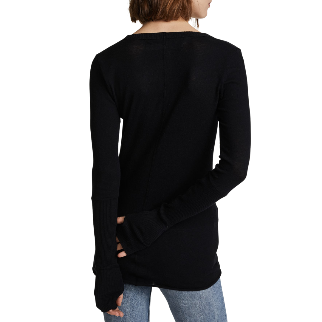 Cuffed V Top in Black