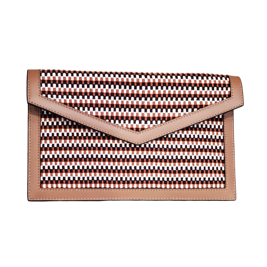 Envelope Small Clutch in Tierra